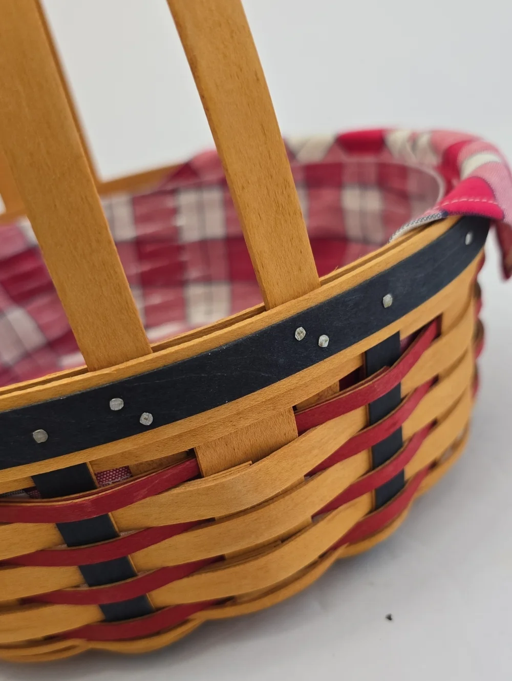 Longaberger 2002  All American Casserole Basket With Liner Protector